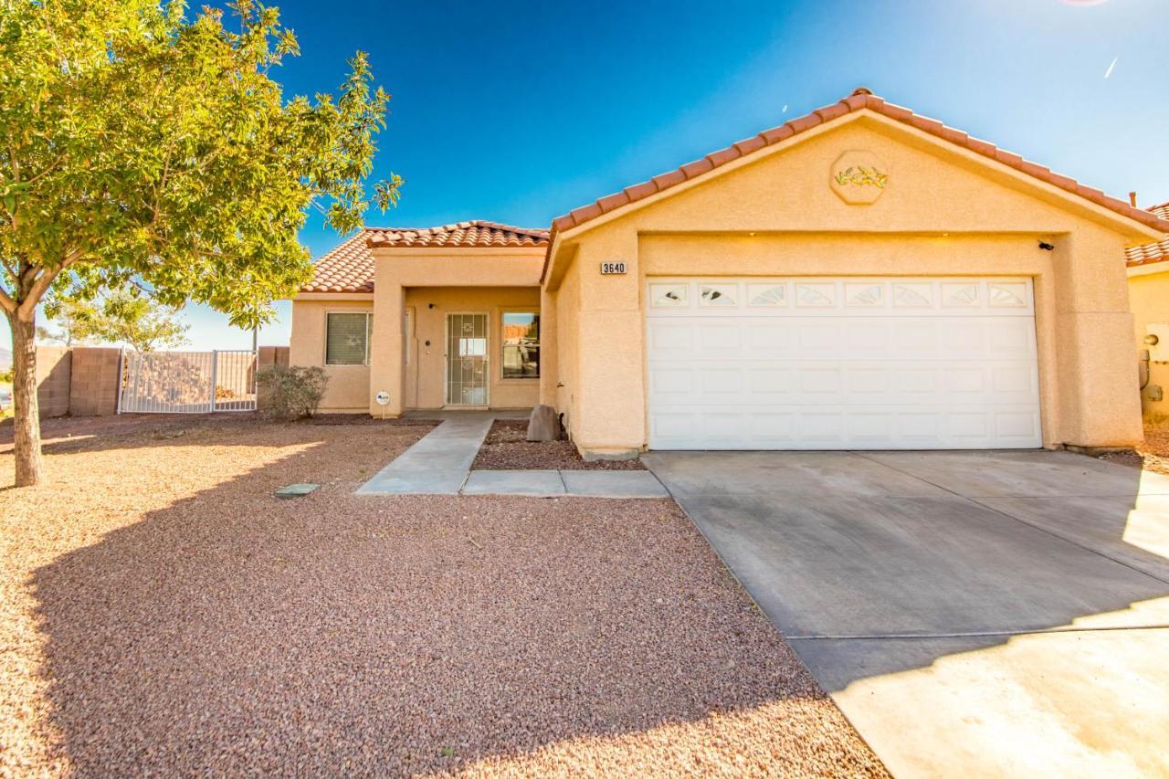Gorgeous Las Vegas Home With Rv Parking Exterior photo