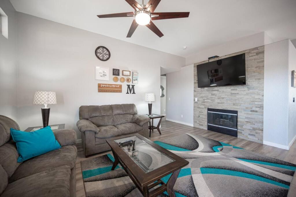 Gorgeous Las Vegas Home With Rv Parking Exterior photo